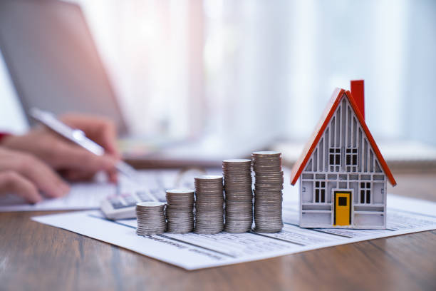 Refinancing Your Auto Loan: When It Saves You Money and When It Just Moves Debt Around