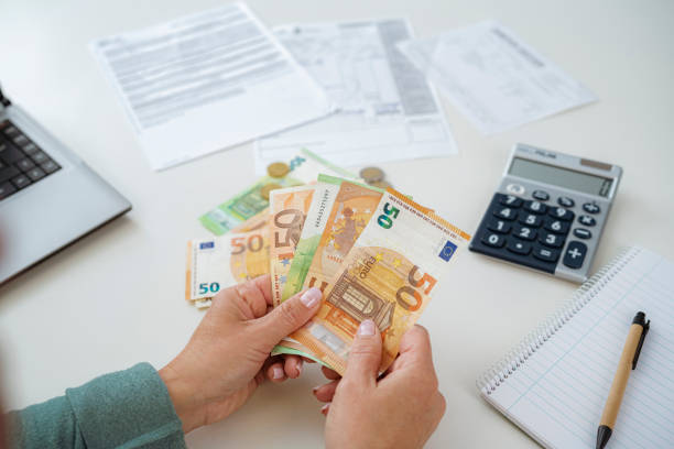 Open a High-Yield Savings Account: The Lazy Move That Protects Your Credit