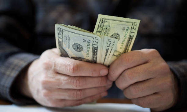 The Five-Minute Expense Tracker That Keeps Junk Credit Off Your Report