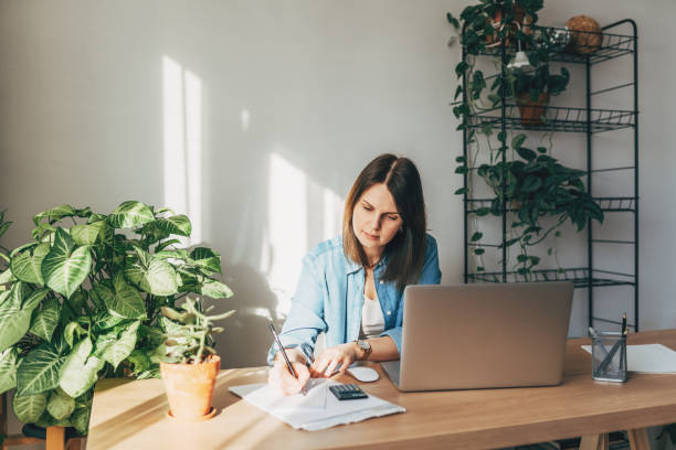 How to Pay Off Credit Card Debt Fast When You’re Living Paycheck to Paycheck